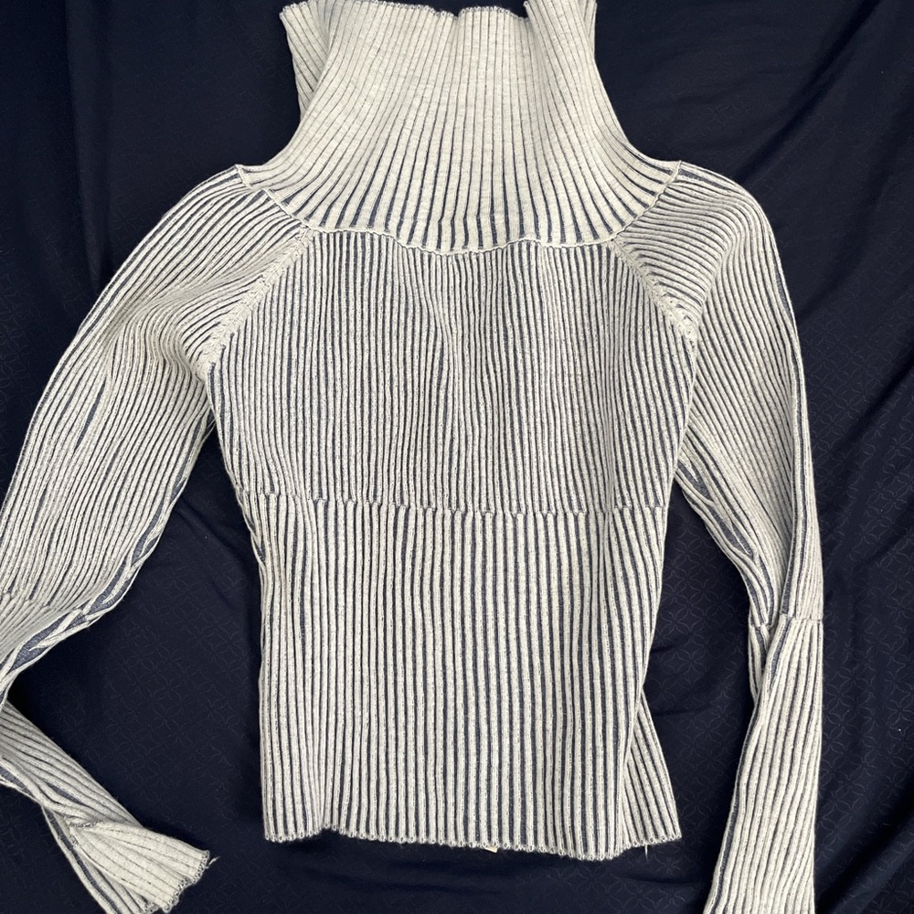 Shein Striped Ribbed Zip-Up - Picture 2 of 2